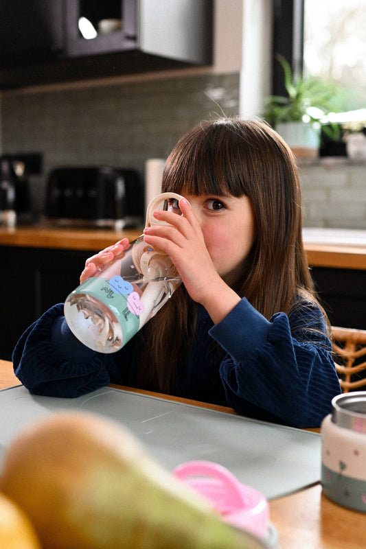 Tritano gertuvė | Dancing Hearts