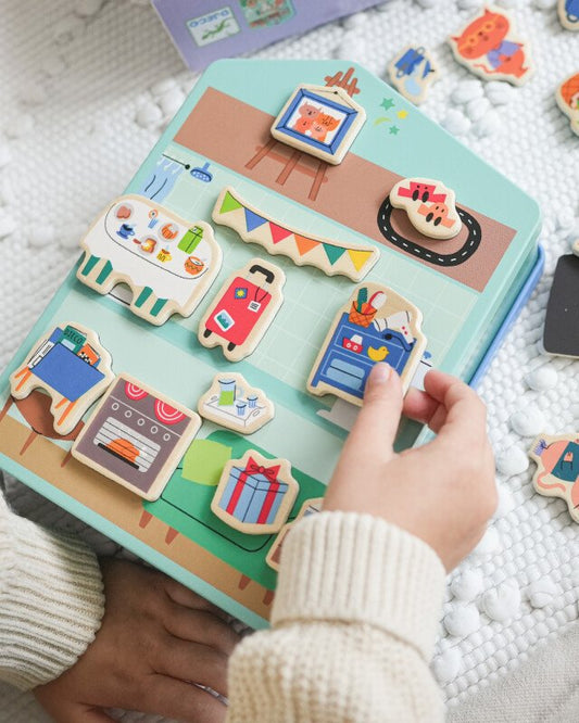 DJECO - Mediniai magnetai ir metalinė dėžutė - Namas