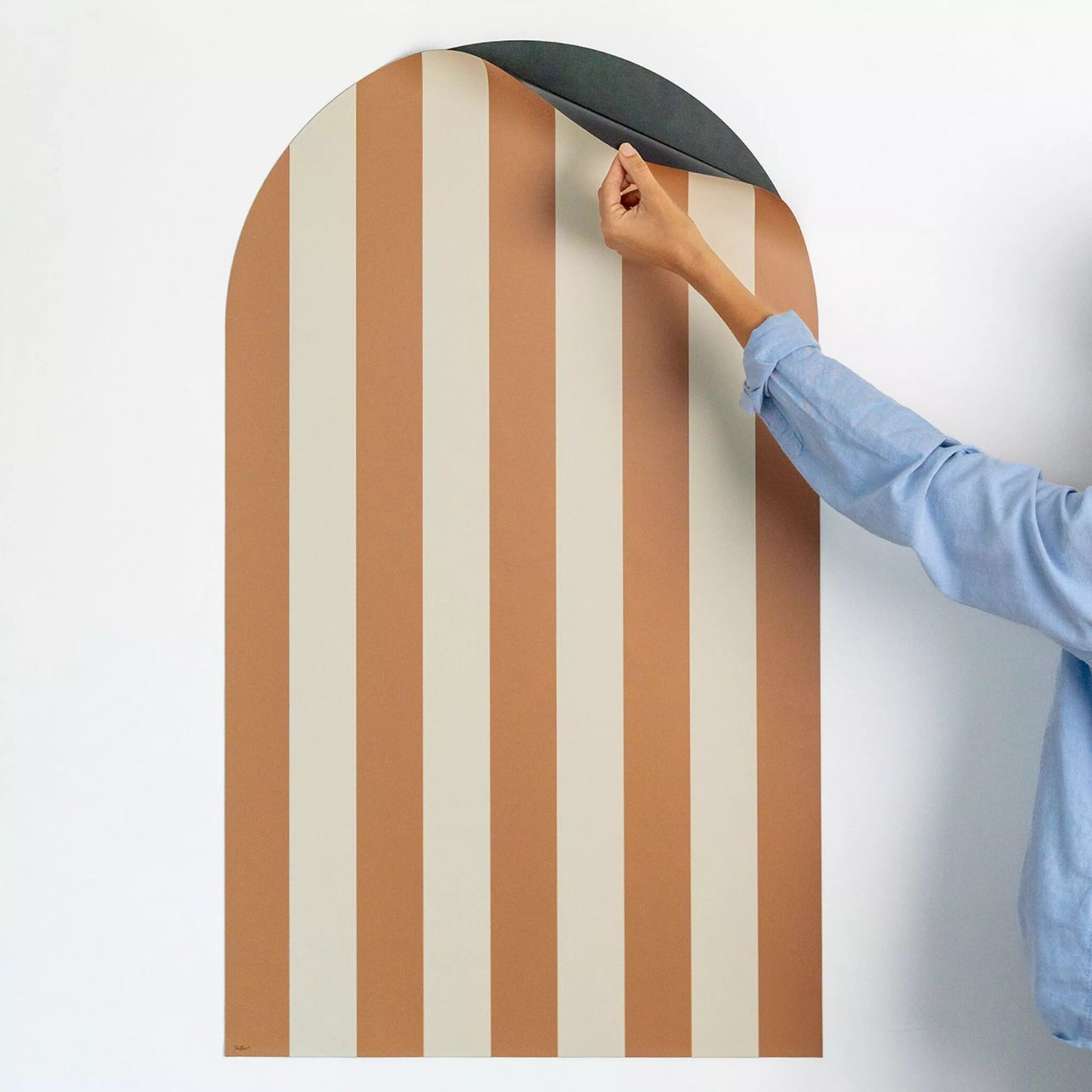 Magnetinė lenta prie sienos - Striped arche | Camel – 1mx58cm