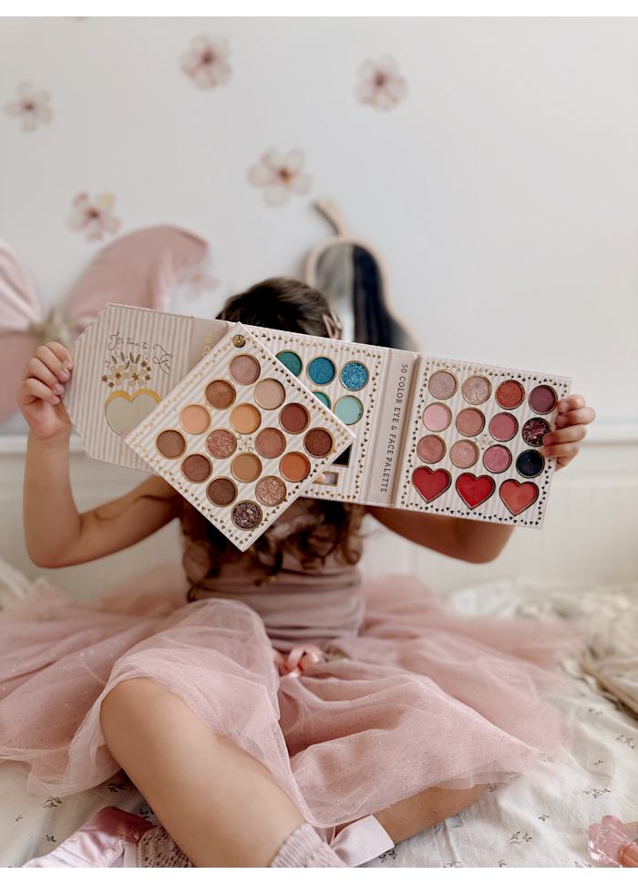 Didelė akių šešėlių paletė - Mon Chérie (50 spalvų)