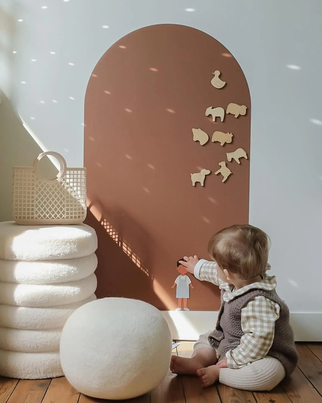 Žaislai. Smagiausi žaidimai mažoms širdelėms