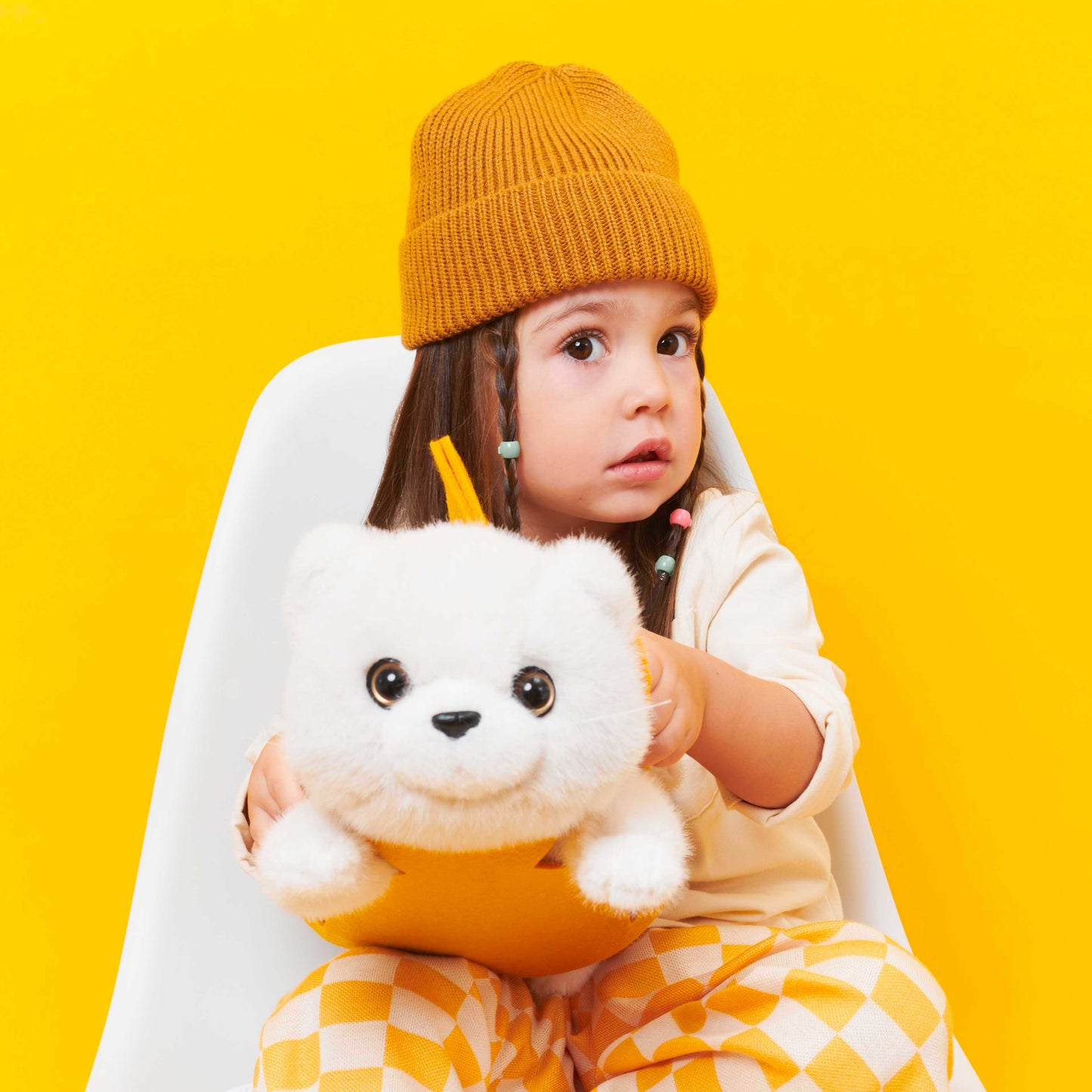 Milo & Millie pliušinis žaislas, Milo baltasis katinas (35 cm) — nuo 0 m.