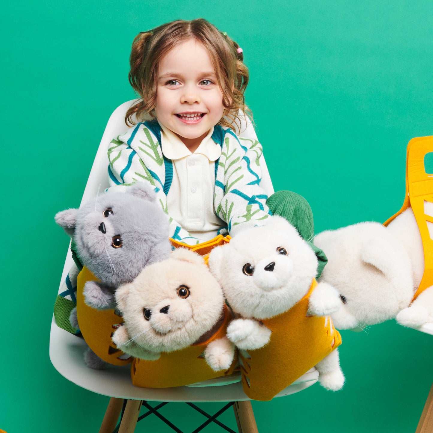 Milo & Millie pliušinis žaislas, Milo baltasis katinas (35 cm) — nuo 0 m.