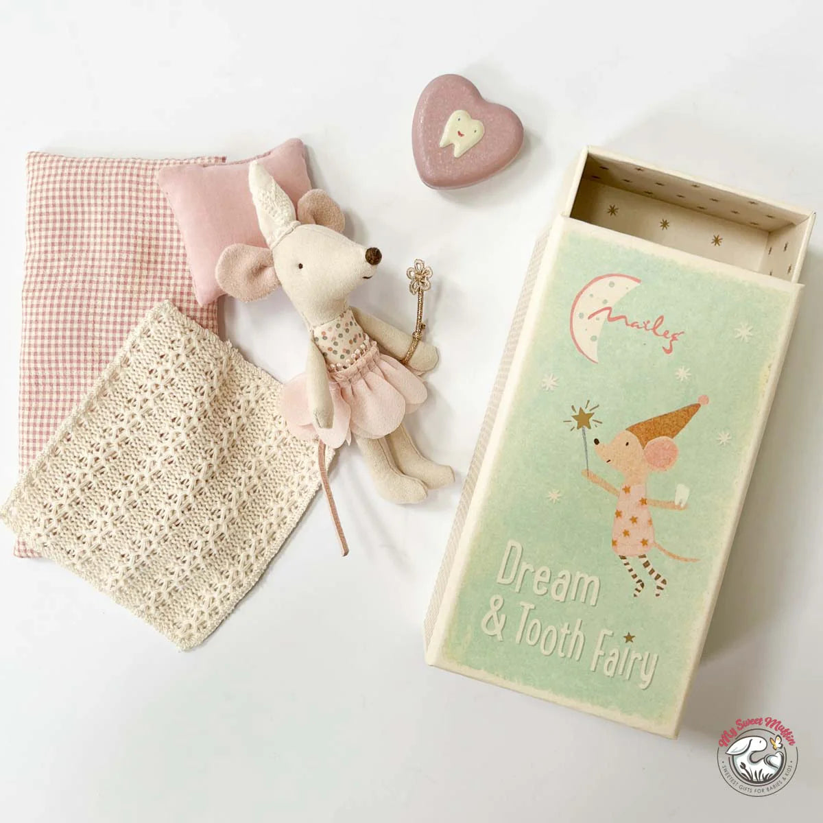 Dantukų fėja - pelytė su dantukų dėžute