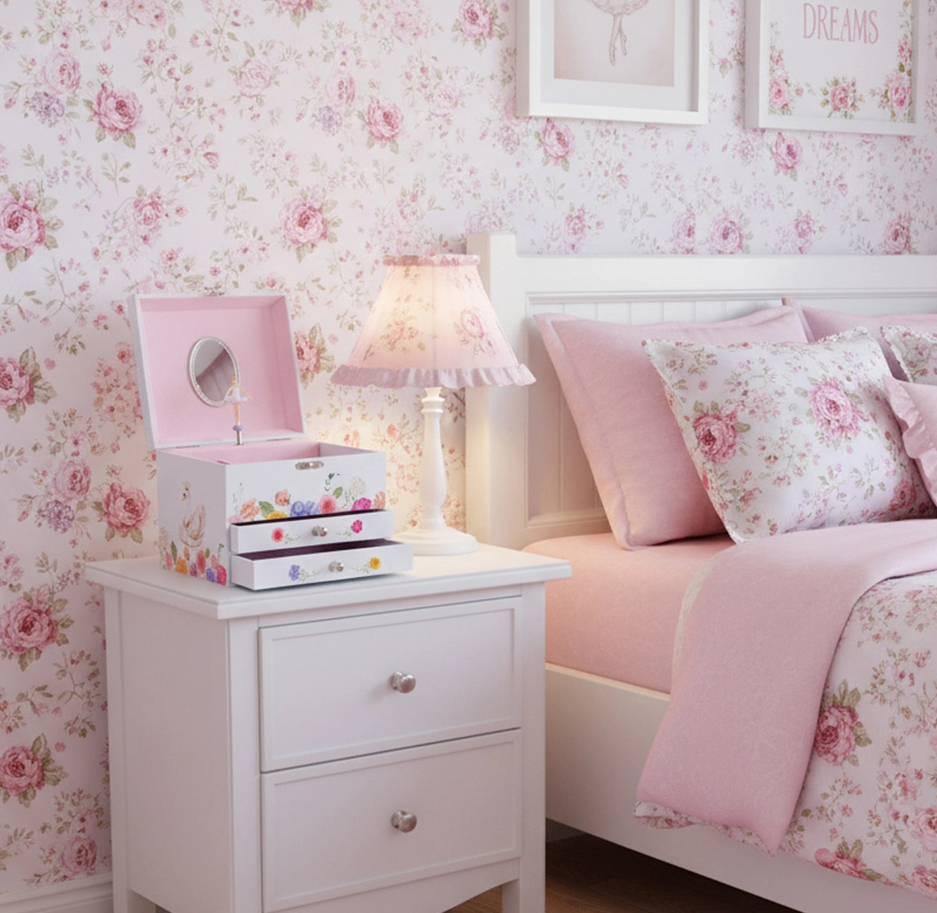 Muzikinė dėžutė - Balerina (2 stalčiukai)