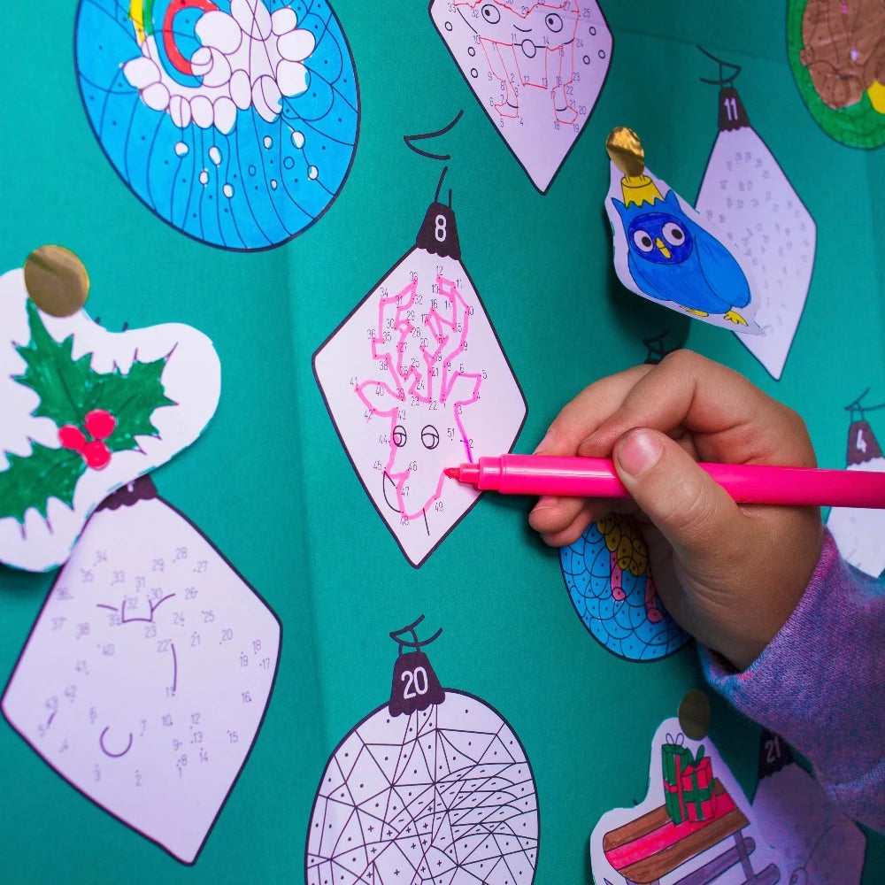 Kalėdinis plakatas CHRISTMAS TREE TO COLOUR