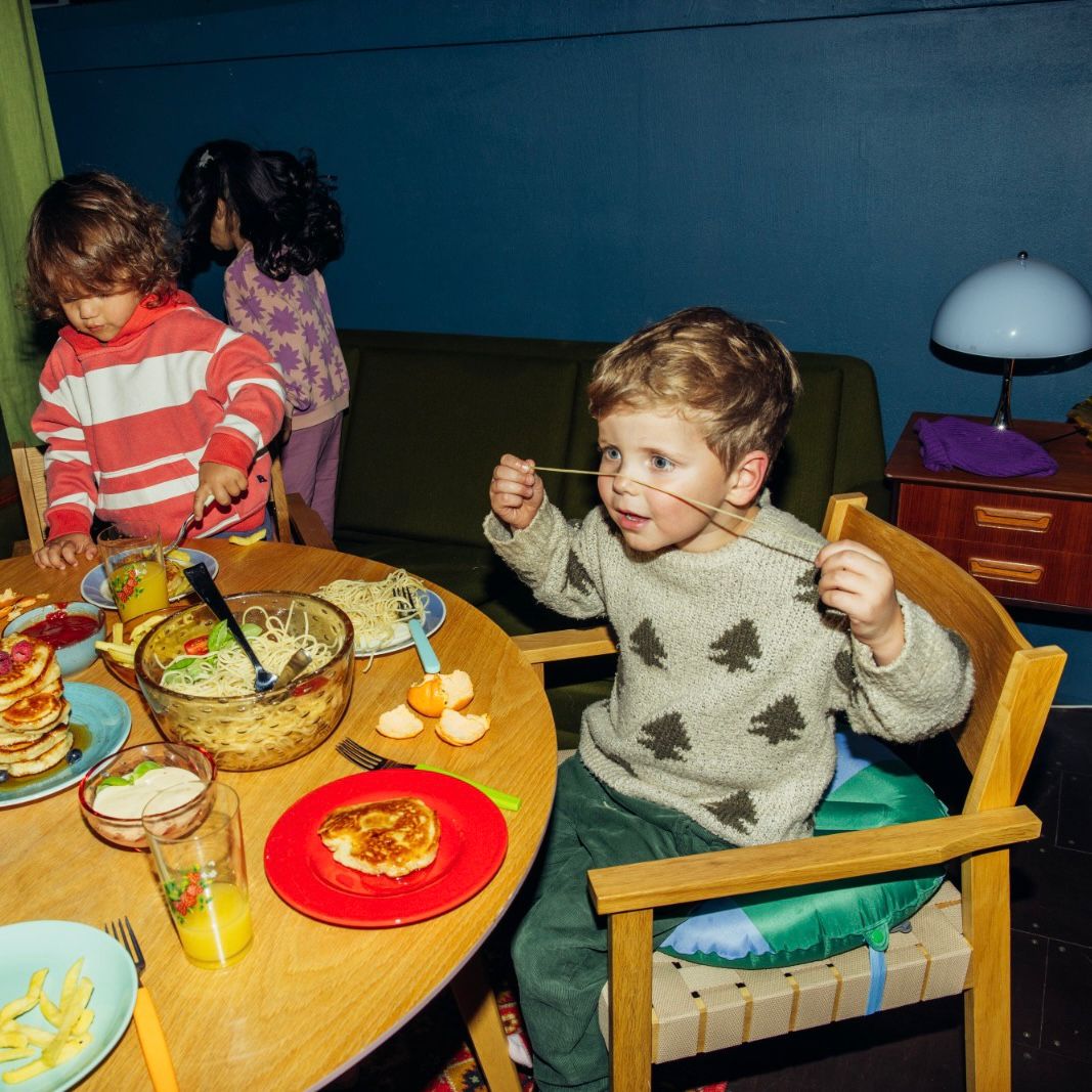 Bumblie - Seat booster - Paaukštinimo pagalvėlė (4 spalvos)