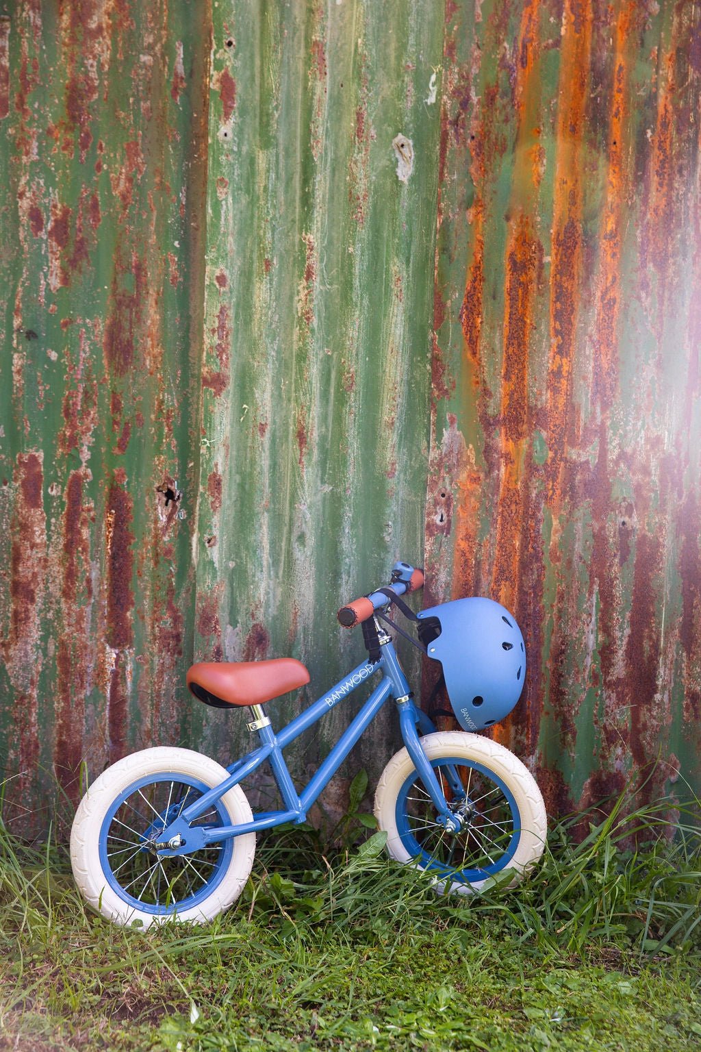 Banwood vaikiškas šalmas - Matte Blue (50-54 cm) - LE KUKU