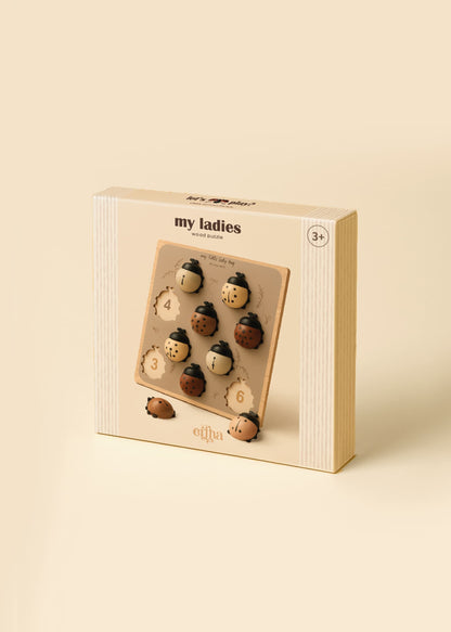 Medinė montessori skaičių dėlionė - Mano boružės 🐞