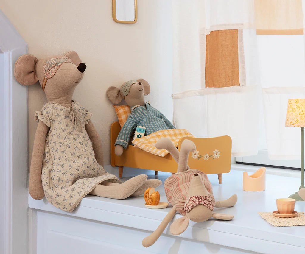 Maileg - didžioji pelytė „Maxi Mouse“ su naktiniais marškiniais - LE KUKU