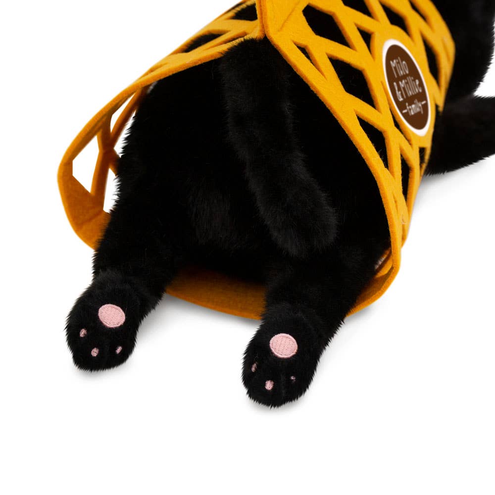 Milo & Millie pliušinis žaislas, Milo juodas katinas (35 cm) — nuo 0 m. - LE KUKU