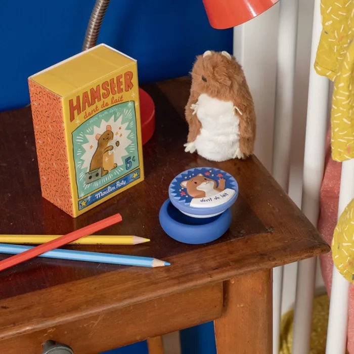 Moulin Roty - Dantukų slėptuvė HAMSTER| pliušinis žaislas | Puce & Pilou - LE KUKU