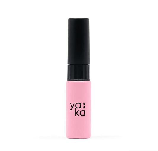 YAKA - 2 in 1 nagų lakas „Strawberry Milk" 🍓 - LE KUKU